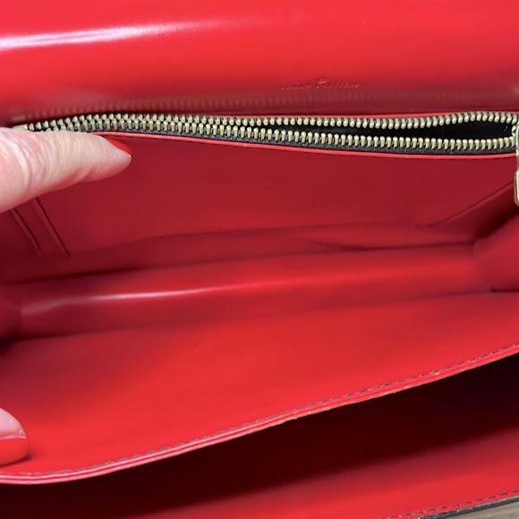 Louis Vuitton Black Epi Red Bullet Shoulder Bag - Picture 10 of 16